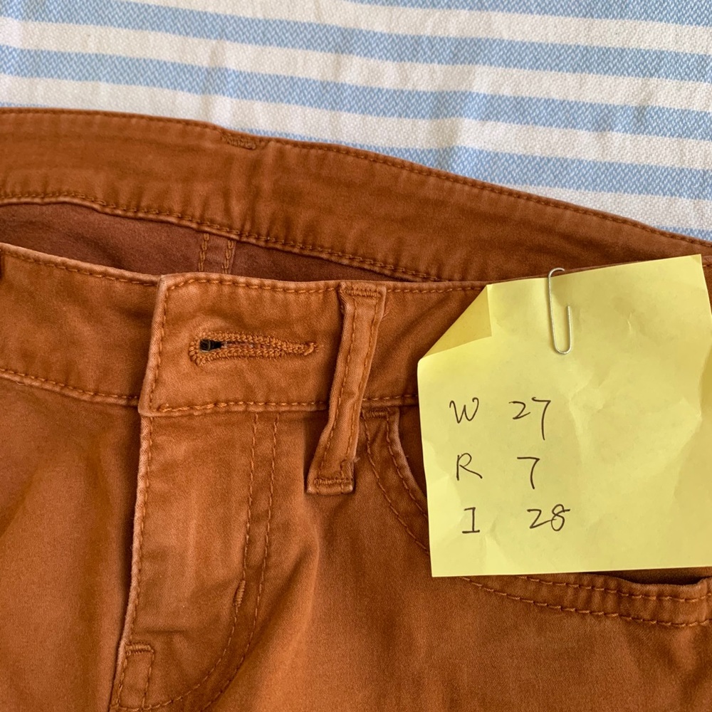 UNIQLO Low Rise Pants 23/24 short - Picture 7 of 7